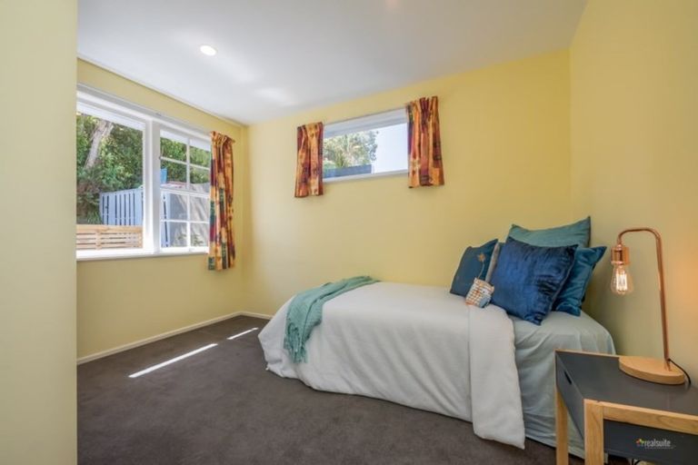 Photo of property in 9 Laburnum Grove, Maungaraki, Lower Hutt, 5010