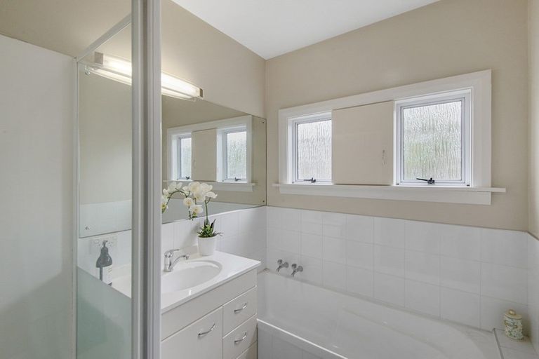 Photo of property in 11 Dacre Street, Linwood, Christchurch, 8062