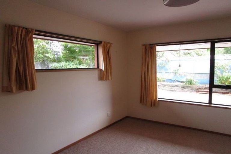 Photo of property in 2/49 Searells Road, Strowan, Christchurch, 8052