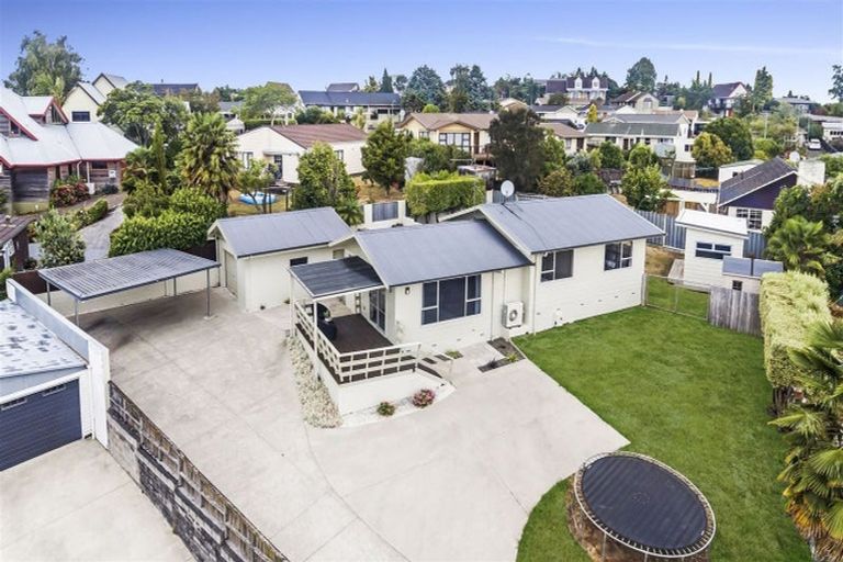 Photo of property in 13 Edith Place, Dinsdale, Hamilton, 3204