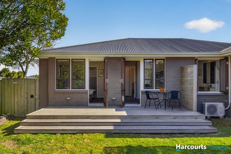 Photo of property in 1/34 Tamatea Road, Taupo, 3330