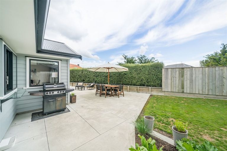 Photo of property in 5 Waimarama Court, Roslyn, Palmerston North, 4414