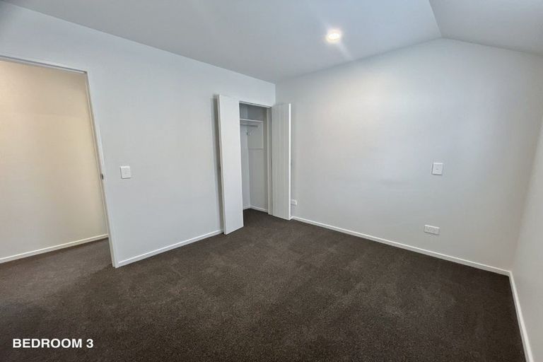 Photo of property in 17 Wheatsheaf Lane, Heathcote Valley, Christchurch, 8022