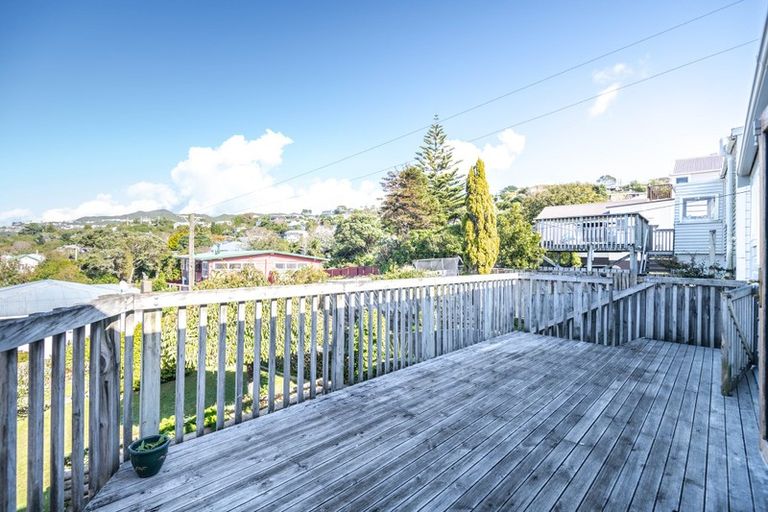 Photo of property in 43 Ironside Road, Johnsonville, Wellington, 6037