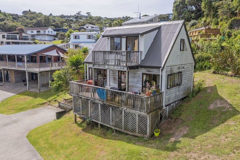 Photo of property in 15a Centennial Drive, Whitianga, 3510