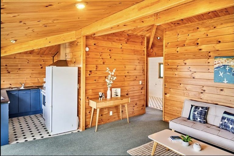 Photo of property in 105c Mitchell Street, Brooklyn, Wellington, 6021