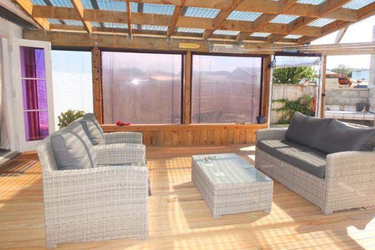 Photo of property in 51 Nash Parade, Foxton Beach, Foxton, 4815