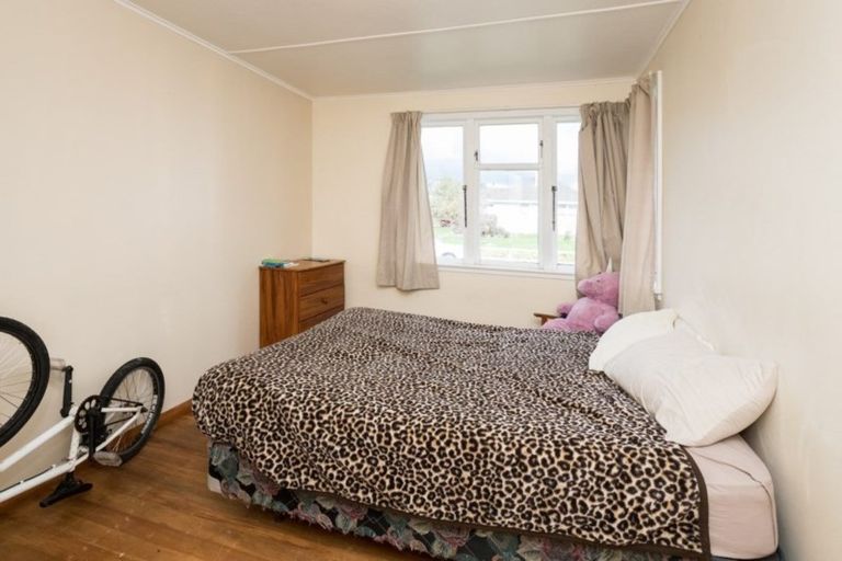 Photo of property in 23 Wilson Street, Pahiatua, 4910
