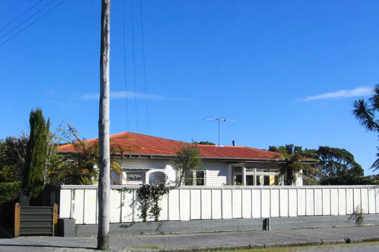 Photo of property in 6 Bridge Street, Greymouth, 7805