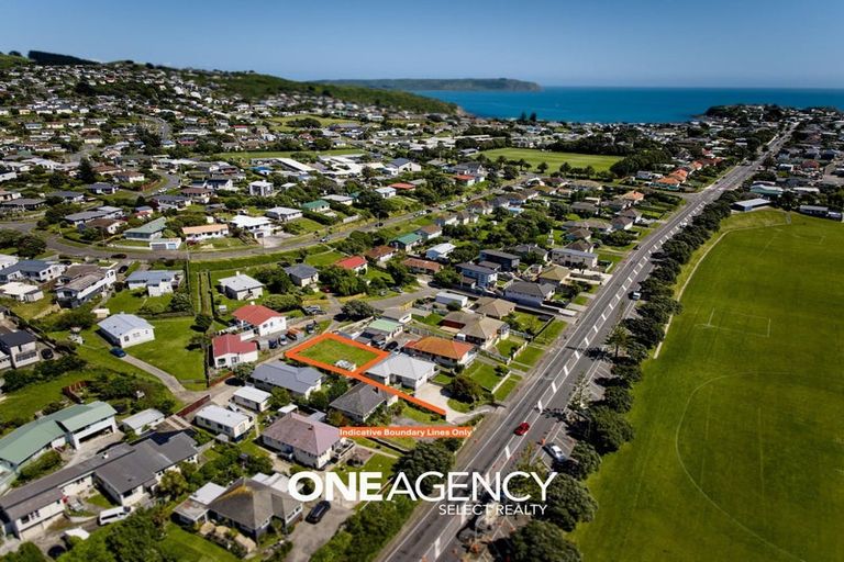 Photo of property in 134a Main Road, Titahi Bay, Porirua, 5022