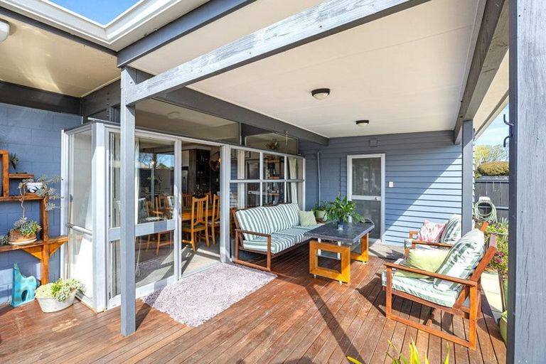 Photo of property in 48 Harrowdale Drive, Avonhead, Christchurch, 8042