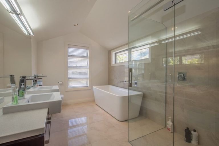 Photo of property in 42 Wanaka-mount Aspirin, Wanaka, 9305