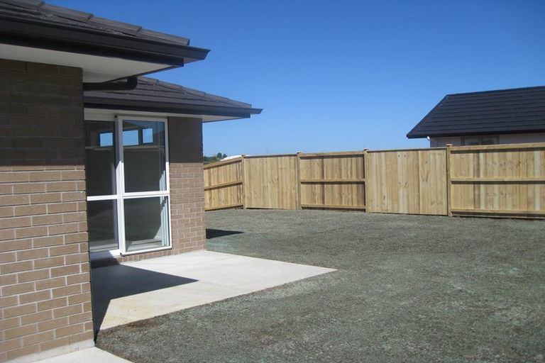 Photo of property in 12 Helenvale Crescent, Pokeno, 2402