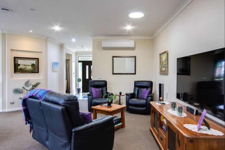 Photo of property in 3 Portland Place, Poraiti, Napier, 4112