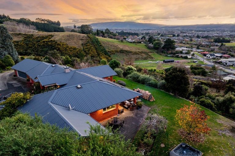 Photo of property in 34 Paterson Road, Chain Hills, Mosgiel, 9092