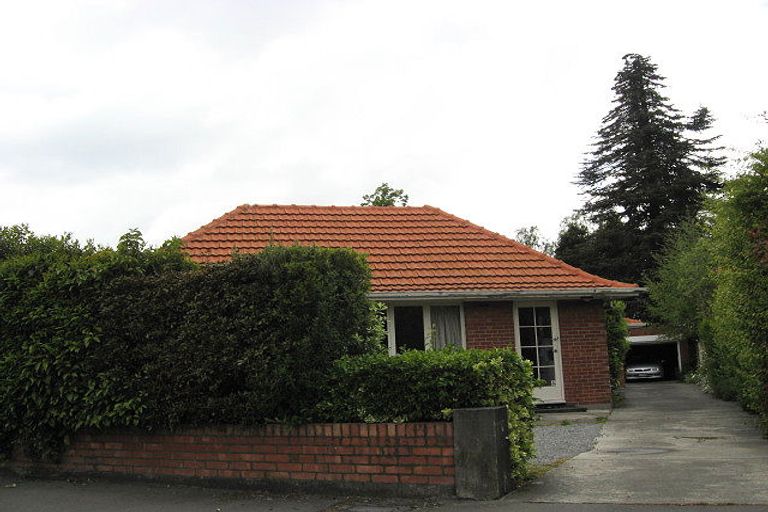 Photo of property in 2/188 Clyde Road, Burnside, Christchurch, 8053