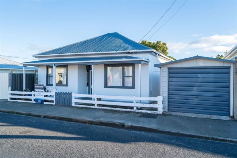 Photo of property in 12 Osmond Street, South Dunedin, Dunedin, 9012