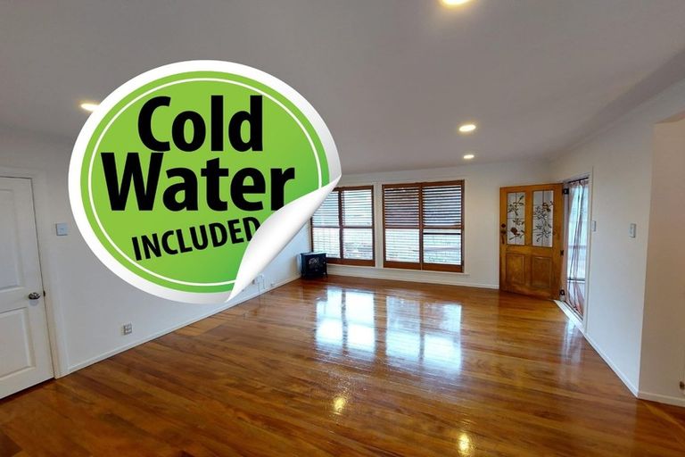 Photo of property in 723c Te Atatu Road, Te Atatu Peninsula, Auckland, 0610