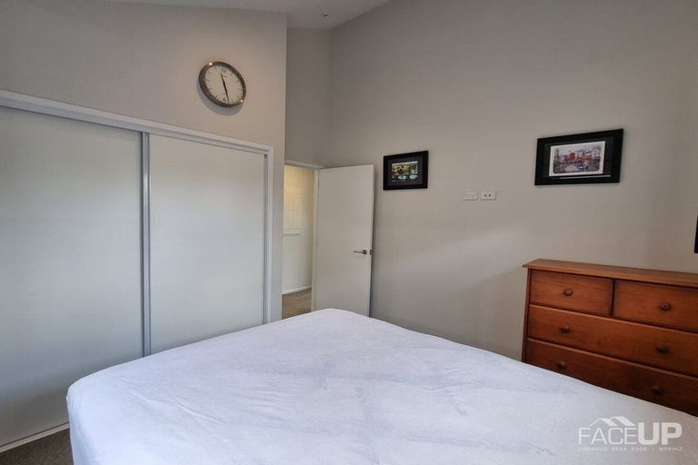 Photo of property in 33 Saltmarsh Road, Hobsonville, Auckland, 0616