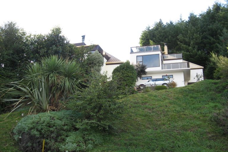 Photo of property in 19b Mackinnon Terrace, Sunshine Bay, Queenstown, 9300