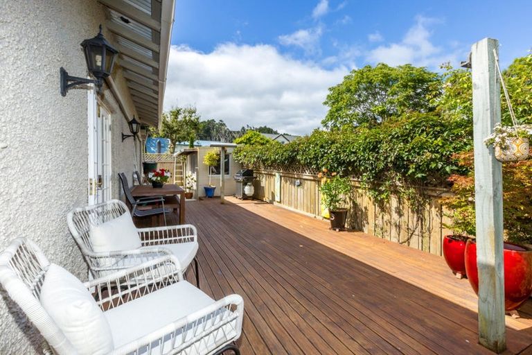 Photo of property in 30 Gloucester Street, Silverstream, Upper Hutt, 5019