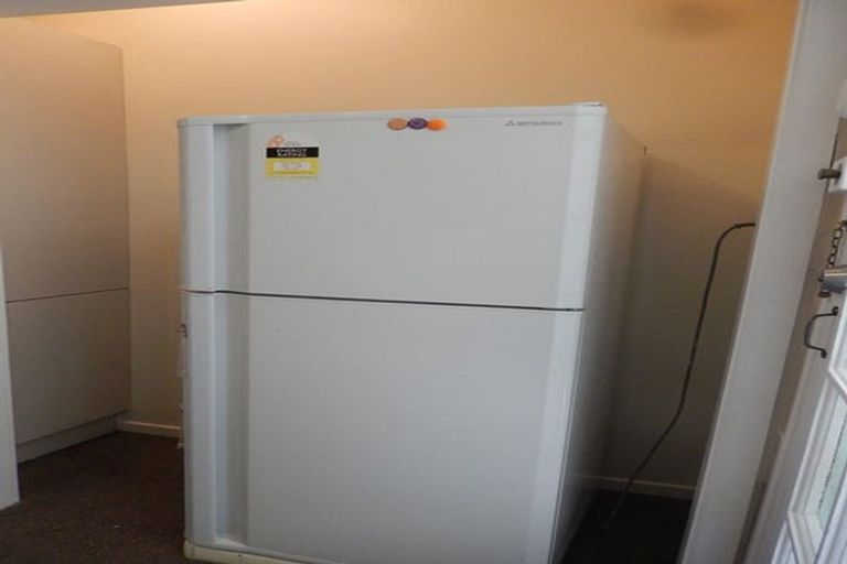 Photo of property in 20 Queens Drive, Kilbirnie, Wellington, 6022