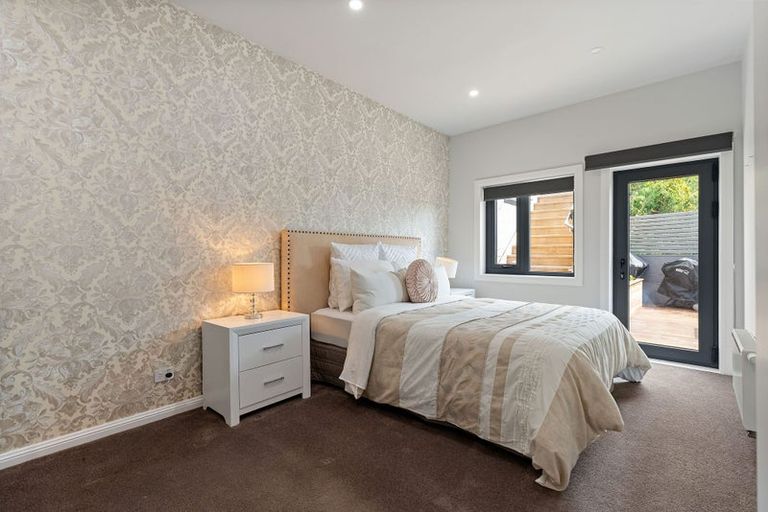 Photo of property in 35 Grumman Lane, Newlands, Wellington, 6037