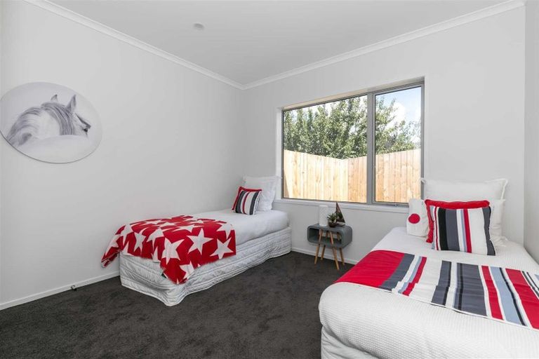 Photo of property in 10 Springside Court, Huntington, Hamilton, 3210