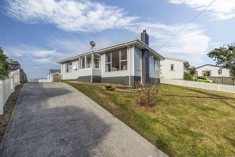Photo of property in 97 Matatiro Street, Titahi Bay, Porirua, 5022