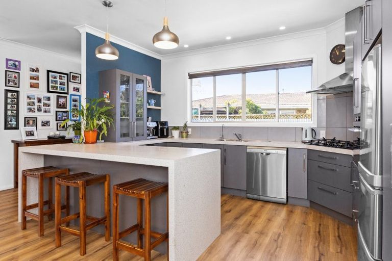 Photo of property in 34 Peddie Street, Taradale, Napier, 4112