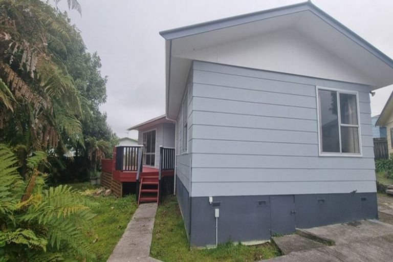 Photo of property in 114 Homedale Street, Pukehangi, Rotorua, 3015