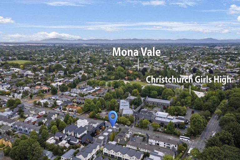 Photo of property in 9a Kilmarnock Street, Riccarton, Christchurch, 8011