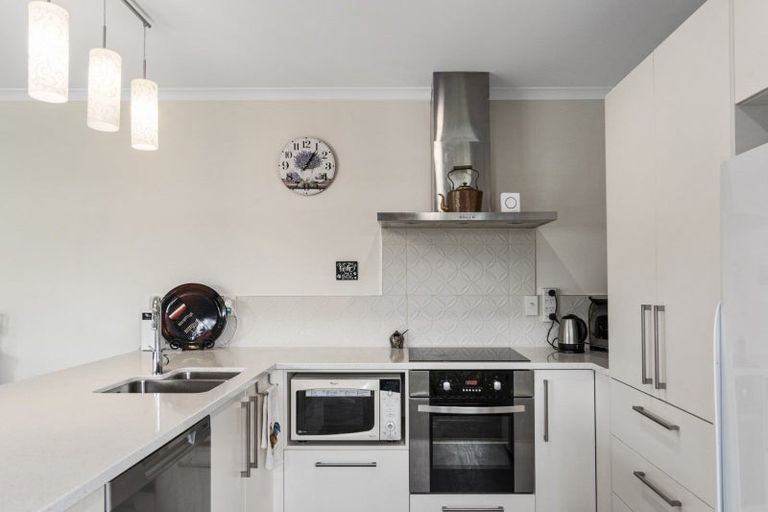 Photo of property in 6 Capstan Close, Pyes Pa, Tauranga, 3112