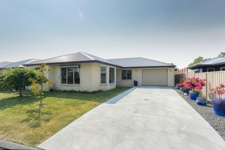 Photo of property in 6 Gregory Grove, Clive, 4102