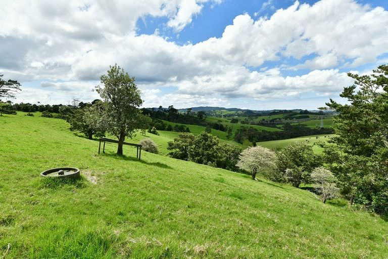 Photo of property in 167 Anderson Road, Helensville, 0875