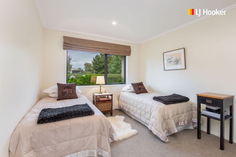 Photo of property in 11 Reid Avenue, Mosgiel, 9024