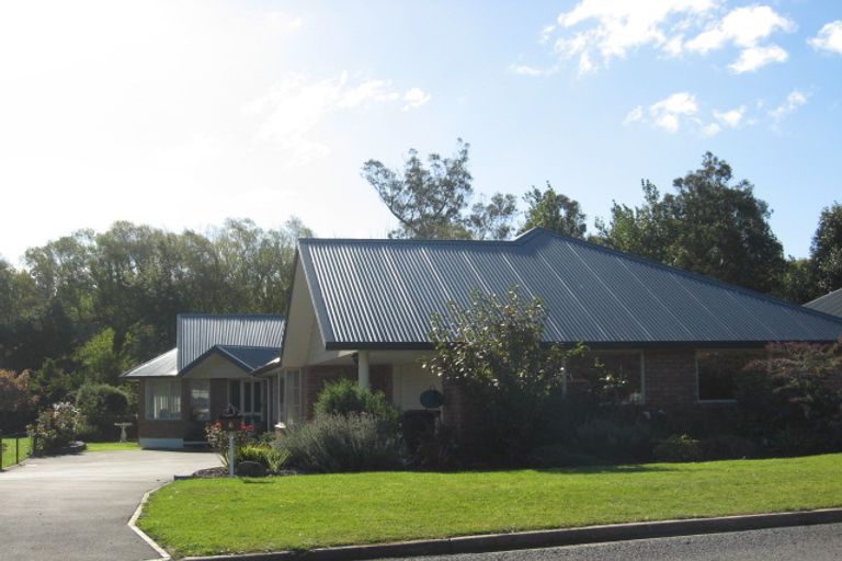 Photo of property in 6 Hyslop Street, Abbotsford, Dunedin, 9018