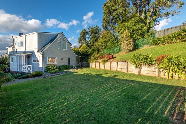 Photo of property in 83 Stillwater Crescent, Stillwater, Silverdale, 0993