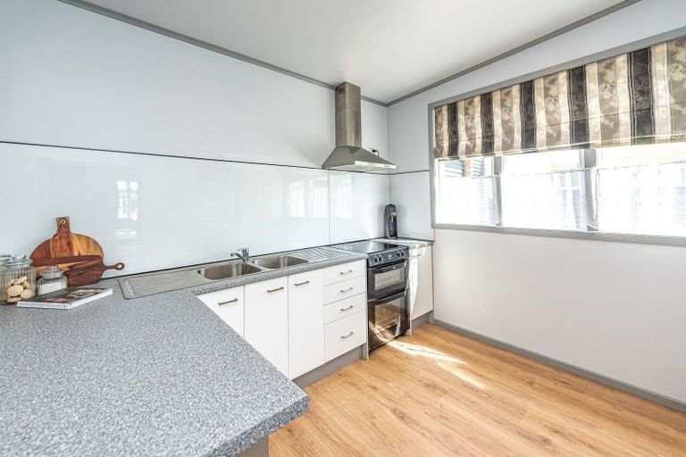 Photo of property in 49 Alma Road, Gonville, Whanganui, 4501