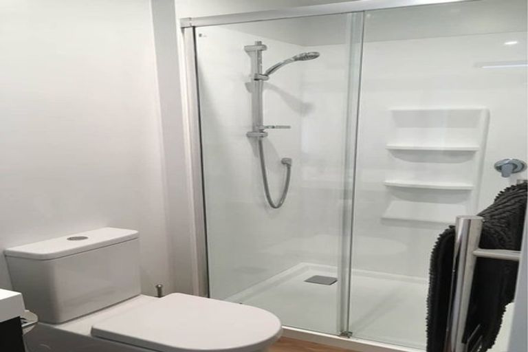 Photo of property in 13 Pennycook Place, Lake Hawea, 9382