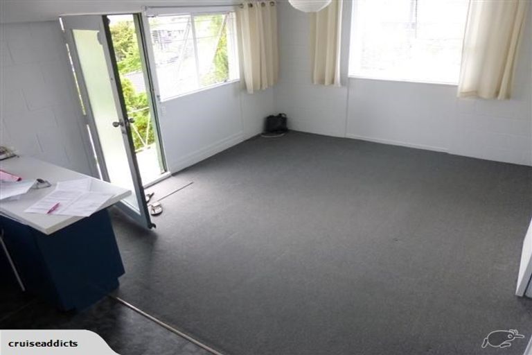 Photo of property in 2 Don Croot Street, Morningside, Auckland, 1021