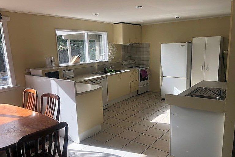 Photo of property in 176 Withells Road, Avonhead, Christchurch, 8042