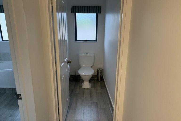 Photo of property in 16 Hastings Place, Hamilton Lake, Hamilton, 3204