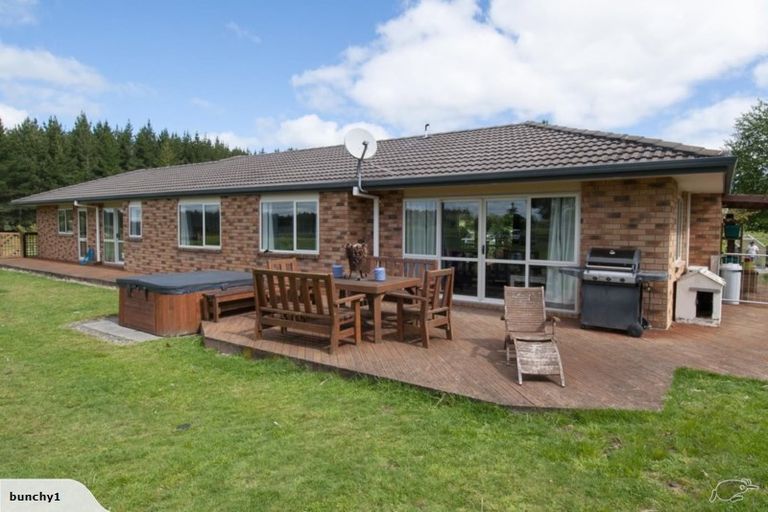 Photo of property in 107 Tuhingamata Road, Oruanui, Taupo, 3384