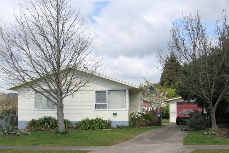 Photo of property in 35 Susan Street, Pukehangi, Rotorua, 3015