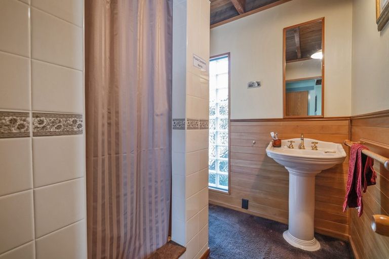 Photo of property in 35 Whiritoa Beach Road, Whiritoa, Whangamata, 3691