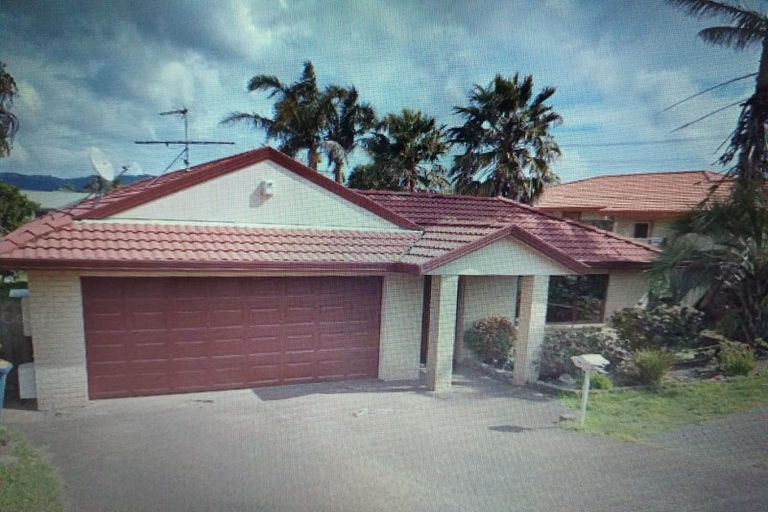 Photo of property in 24 San Domingo Rise, Henderson, Auckland, 0612