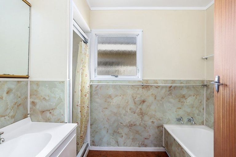 Photo of property in 412 West Coast Road, Glen Eden, Auckland, 0602