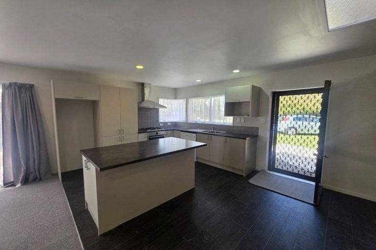 Photo of property in 11 Crisp Drive, Papamoa Beach, Papamoa, 3118