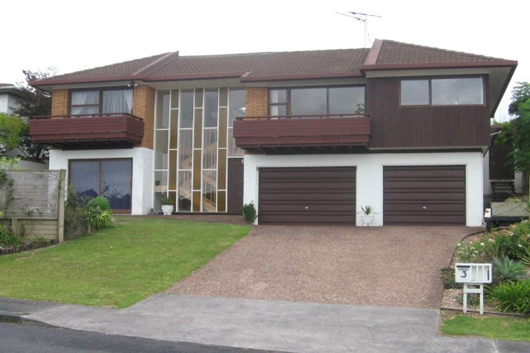 Photo of property in 3 Kaihu Street, Northcote, Auckland, 0627